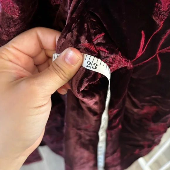 Vintage Dana Buchman Women's Velvet Floral Blazer - Burgundy - Picture 9 of 12